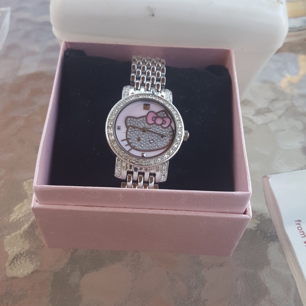 hello kitty watch